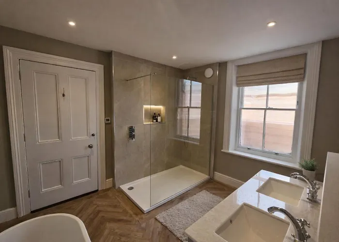 度假居 Centre Wonderful Georgian Townhouse *